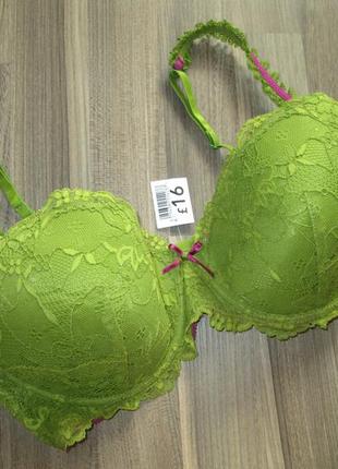 Бюстгпльтер