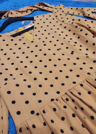 Сукня міді в горошок гірчичного кольору4 фото