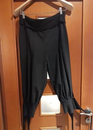 Капри ,бриджи  от sarah pacini