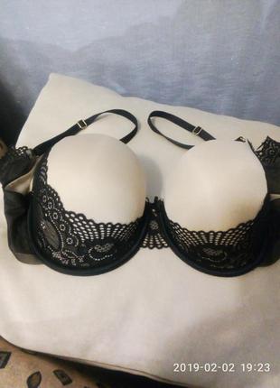 Бюстгальтер с кружевом
