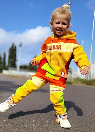 Дизайнерський теплий костюм handmade для дівчинки