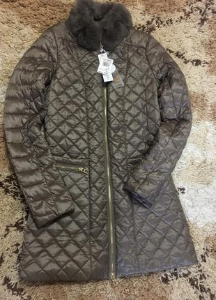 Шикарне італійське фірмове пальто rinascimento з натуральним хутром