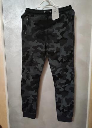 Спортивные штаны джоггеры tu