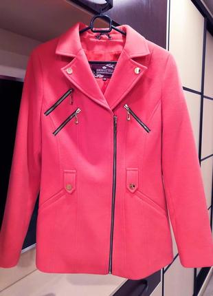 Демісезонне підлозі пальто коралове nuivery collection