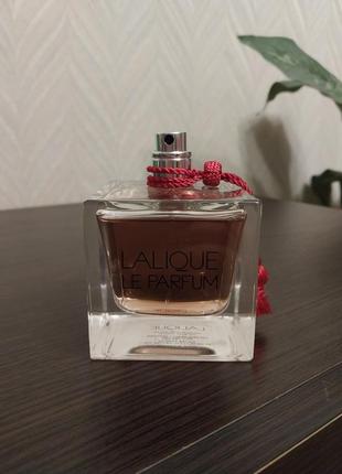 Парфюмированная вода le parfum lalique2 фото