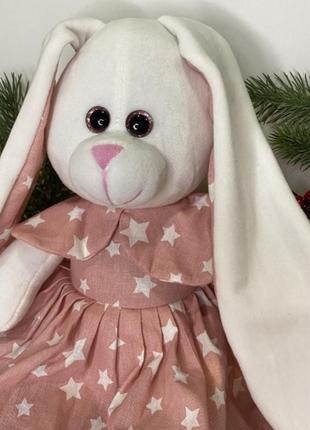 М'яка іграшка зайка в сукні