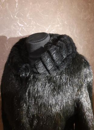 Шуба женская из нутрии с капюшоном и поясом 42 размера чорного цвета5 фото
