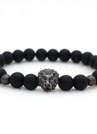 Мужской браслет со львом из камня шунгита