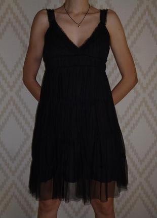 Пудровое чорне плаття від only