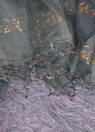 Большой шарф/палантин украшен бисером4 фото