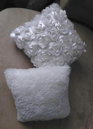 Отличная идея для подарка комплект декоративных подушечек