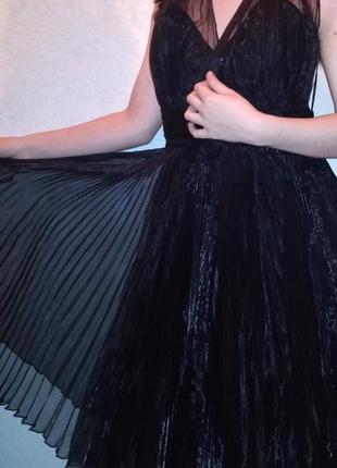 Платье на вечер выпускной винтажное нарядное чёрное гофрированное плиссе мэрилин монро