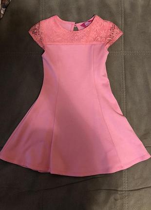 Красиве платтячко