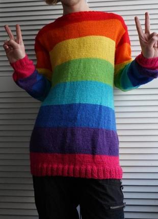 Веселковий светр ручної роботи