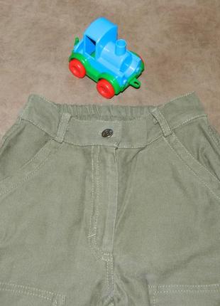 Штаны брюки детские цвет зелёный на мальчика 4-5 лет mothercare.3 фото