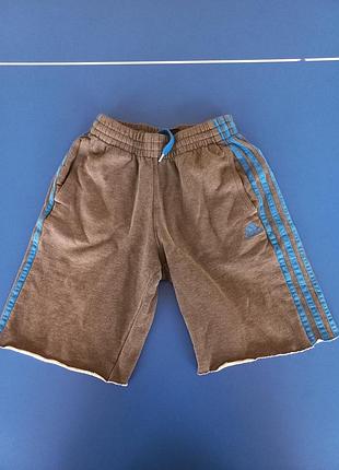 Шорти