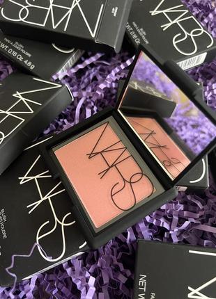 4,8 грамм! последние! культовые румяна nars. оттенок orgasm. полноразмерные3 фото