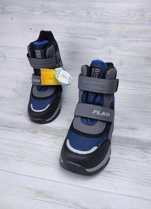 Зимові термо-черевики для хлопчика від фірми tom.m термочоботи2 фото