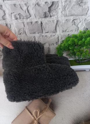 Чуні бкрки валянки кімнатні тапочки