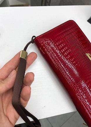 Кошелек лаковый рептилия