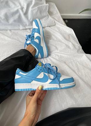 Розкішні жіночі кросівки nike sb dunk low university blue блакитні з білим