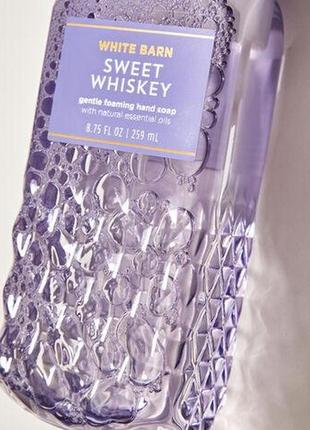 Мыло-пена bath & body works sweet whiskey2 фото