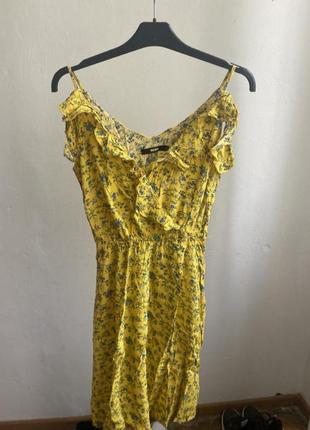 Яскрава сукня 120грн