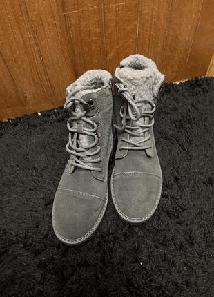 Ботинки замшевые