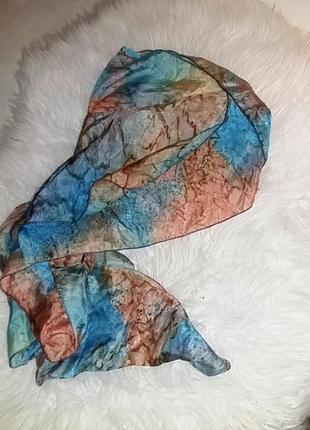 Чудова шовкова хустка. швейцарія