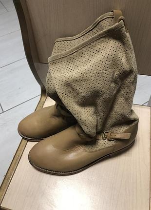 Стильні чобітки zara