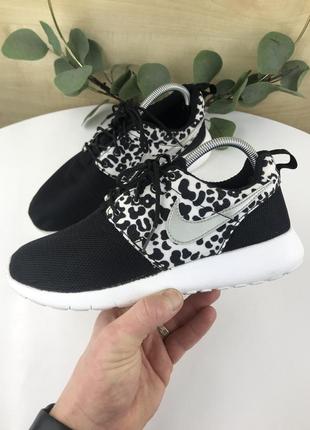 Кроссовки nike roshe one