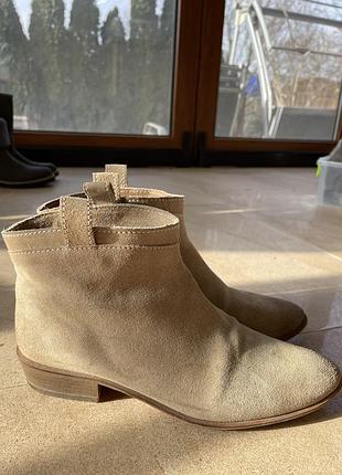 Черевики zara