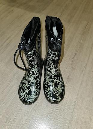 Чоботи резинові