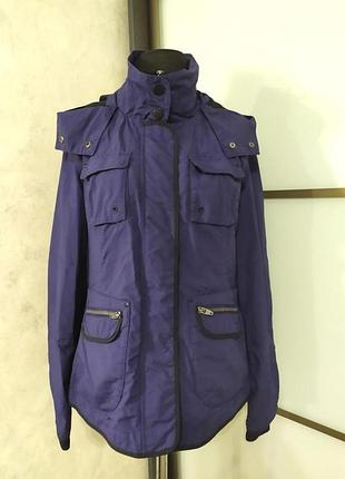 Жіноча спортивна демісезонна куртка next р. 16