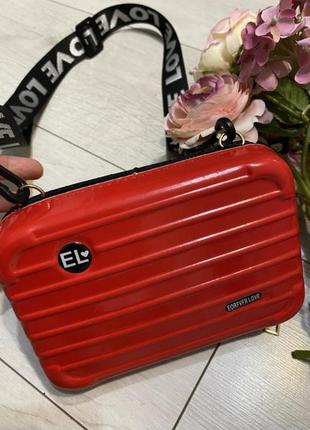 Сумочка-чемодан красная2 фото