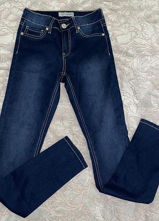 Джинси  guess