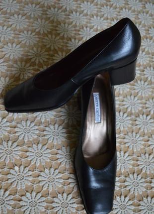 Туфли кожаные.pierre cardin