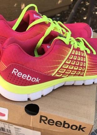 Яскраві дуже зручні брендові кросівки reebok z dual rush (розмір us9 - 25,5 см) оригінал сша