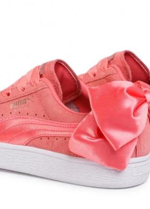 1, удобные  замшевые кроссовки  пума puma suede bow wns  размер us 9 - 25,5 см оригинал6 фото