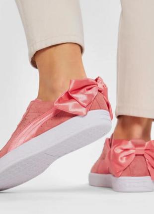 1, удобные  замшевые кроссовки  пума puma suede bow wns  размер us 9 - 25,5 см оригинал3 фото