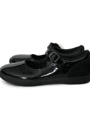 1. черные лаковые туфли из натуральной лаковой кожи  угг  ugg kids dorothea размер 34 - 22,5 см оригинал3 фото