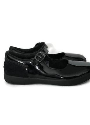 1. черные лаковые туфли из натуральной лаковой кожи  угг  ugg kids dorothea размер 34 - 22,5 см оригинал6 фото