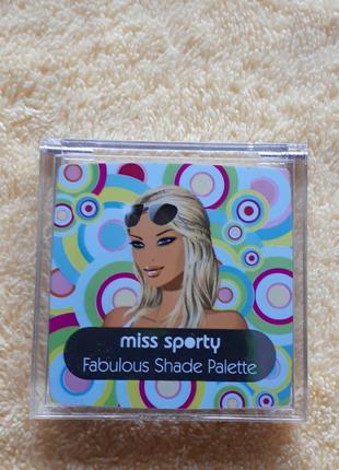 Нова різнобарвна яскрава палетка тіні сріблясті сині ультрамарин і блиск для губ нейтральний червоний marks spencer