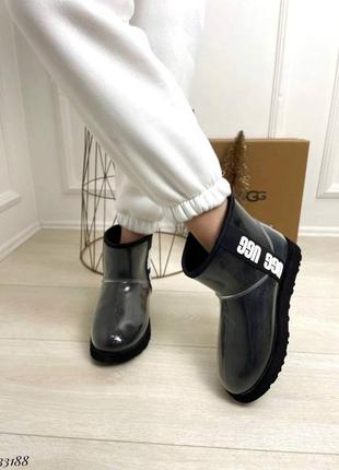 Валенки утеплены овчиной