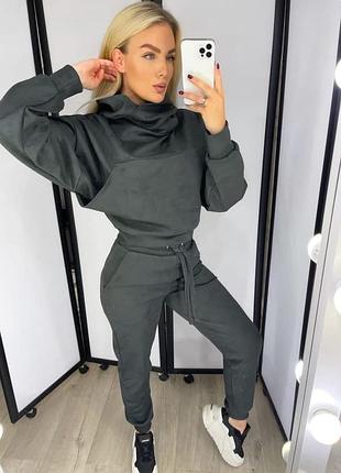 Костюм жіночий замша