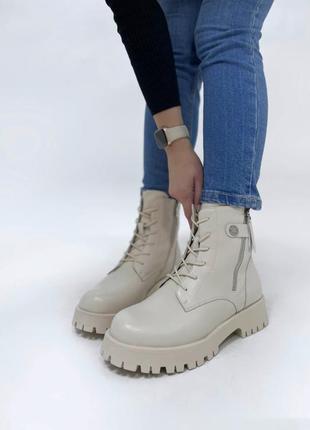 Демісезонні черевики з натуральної шкіри