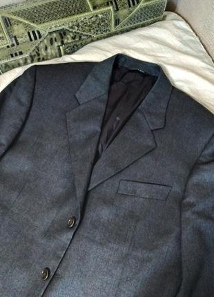 Стильний якісний вовняний оверсайз піджак з чоловічого плеча преміум бренду6 фото