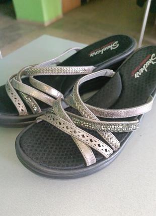 Шлепанцы женские skechers