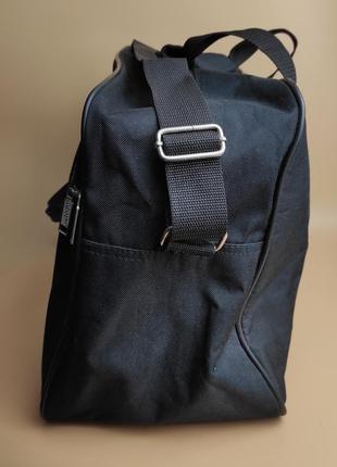 Стильная вместительная мужская сумка metropolis.3 фото