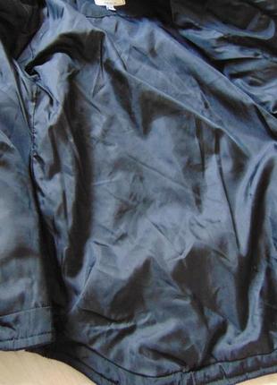 Стильная демисезонная куртка для девочки.
m&s.
размер 7-8 лет8 фото